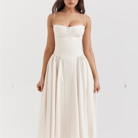 House of CB Dresses & Skirts - House of cb Samaria midi dress